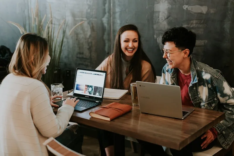 Bildung & Wissen – Firmen & Unternehmen im GreaterWeb Branchenverzeichnis